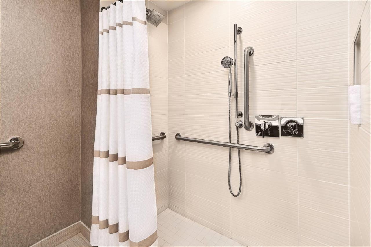 Cleveland Marriott East Warrensville Heights Exterior foto