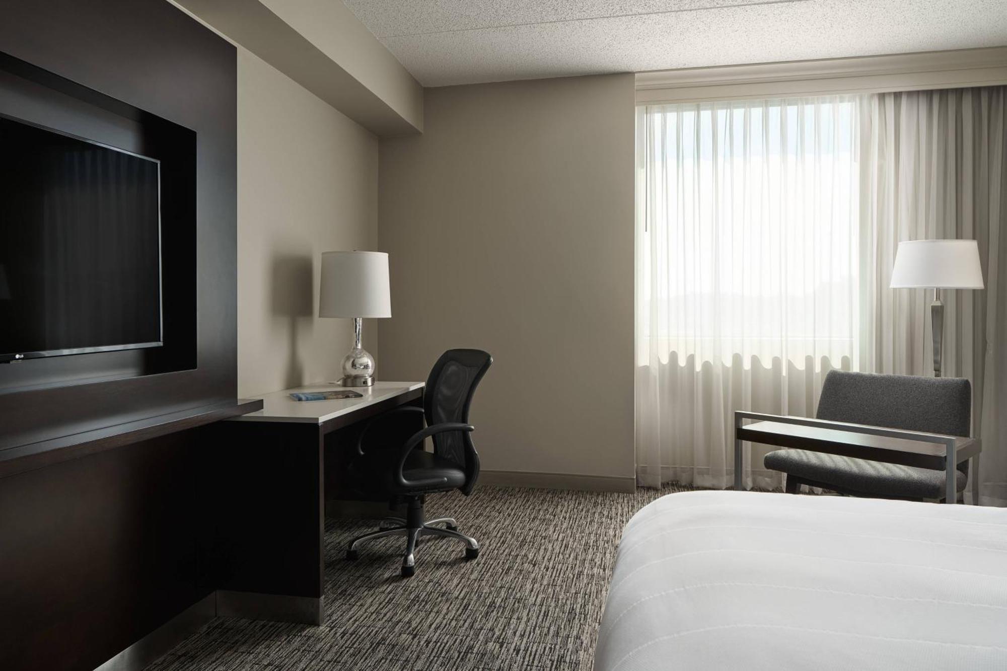 Cleveland Marriott East Warrensville Heights Exterior foto